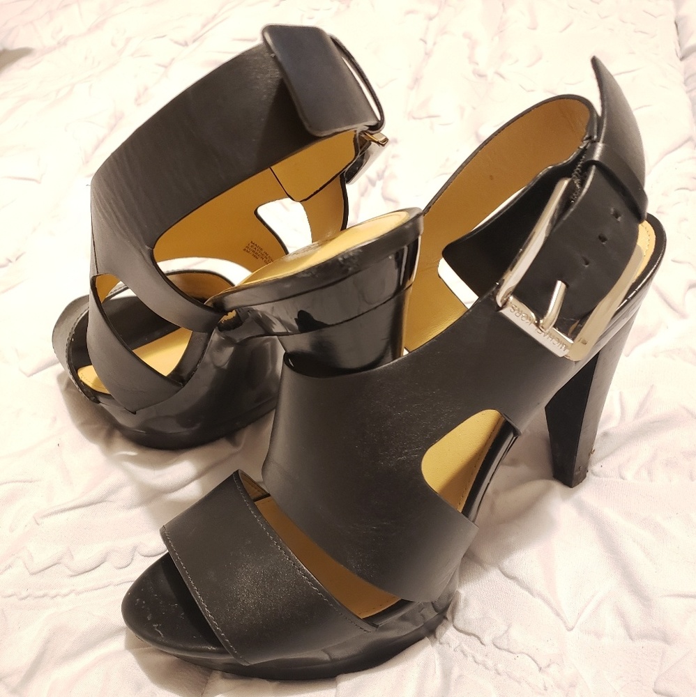 Micheal kors women high heel pumps size 8M